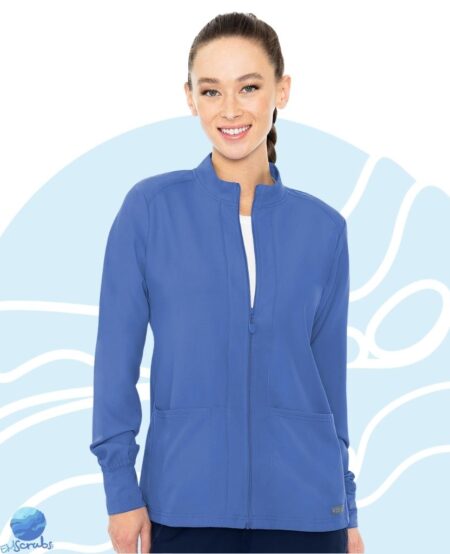 Cárdigan de uniforme médico para dama Med Couture modelo MC2660 azul cielo. Vista frontal.