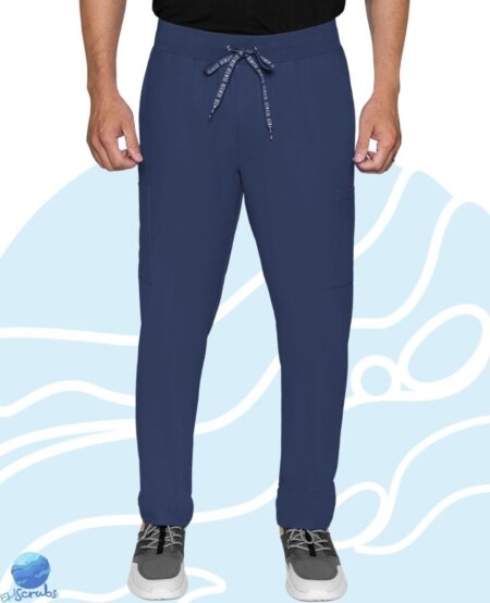 Pantalón de uniforme médico para caballero Med Couture modelo MC2772 azul marino. Boca recta. Vista frontal.