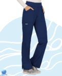 Pantalón de uniforme médico para dama Cherokee modelo WW110 azul marino. Boca recta. Vista derecha.