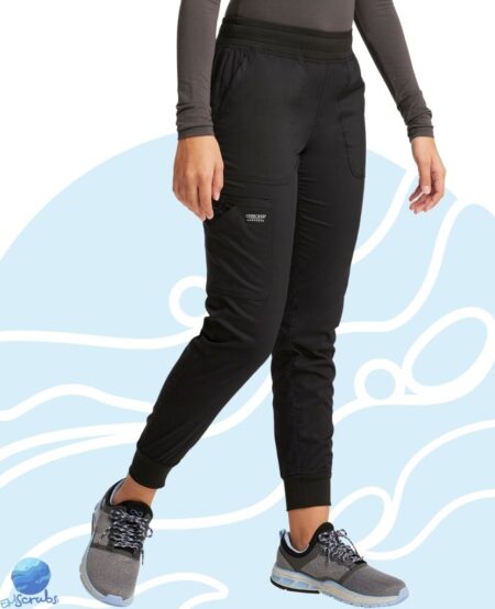 Pantalón de uniforme médico para dama Cherokee modelo WW115 negro. Boca jogger. Vista derecha.