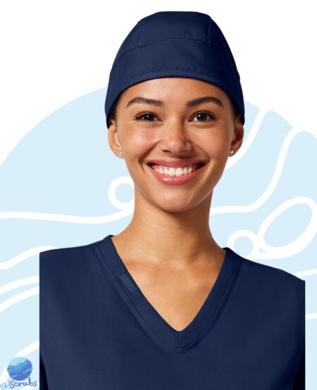 Gorro para cirugía unisex ajustable con lazo posterior, diseñado para ofrecer un ajuste elegante y cómodo durante largas jornadas. Cuenta con una banda interior de felpa para absorber la humedad.